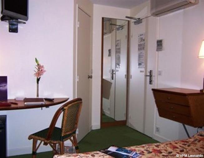 Hotel Le Montana Paris Quarto foto